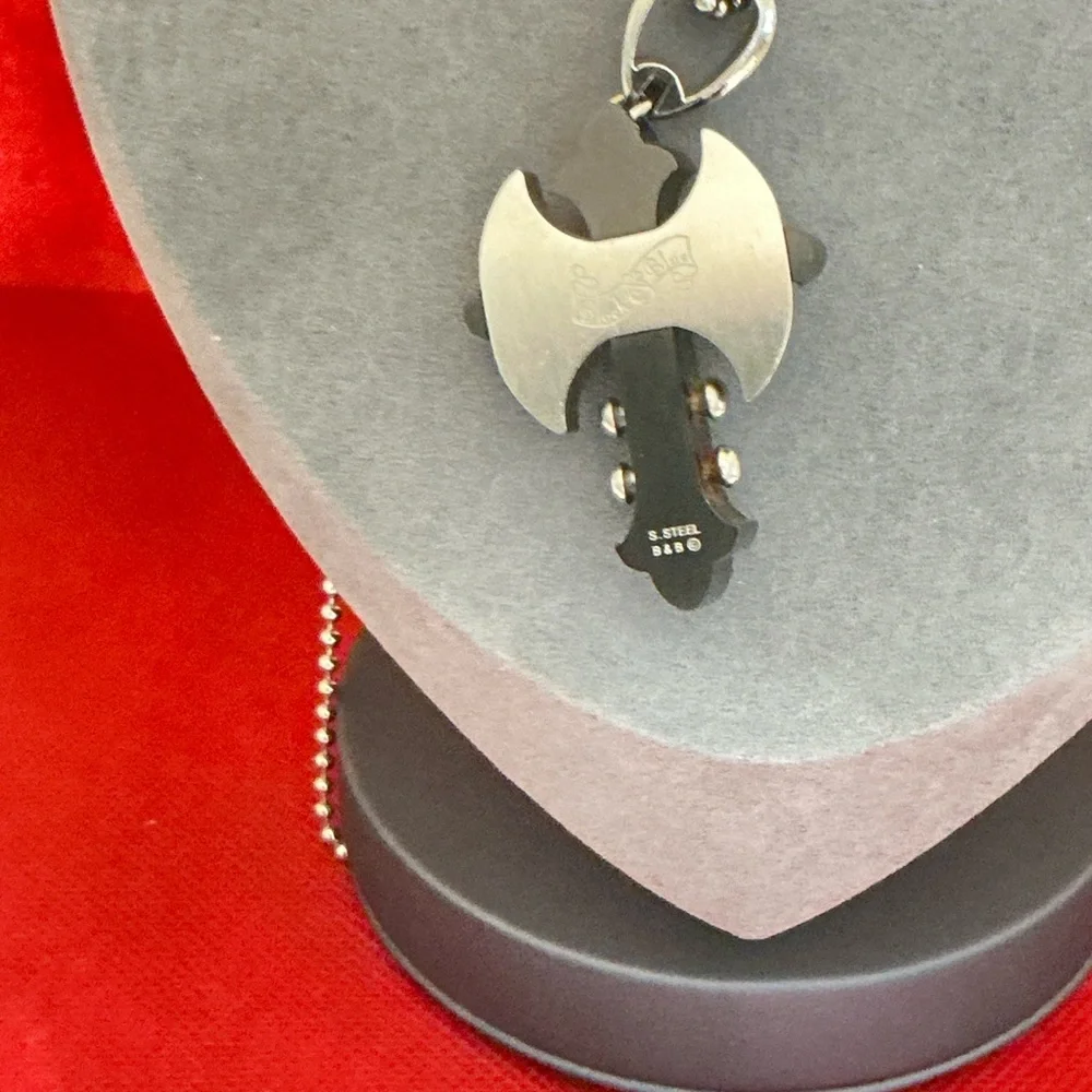 Men’s Stainless Steel Silver Cross With Diamond Pendant Necklace